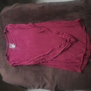XS Apt. 9 Women's Burgundy Silky Long Sleeve